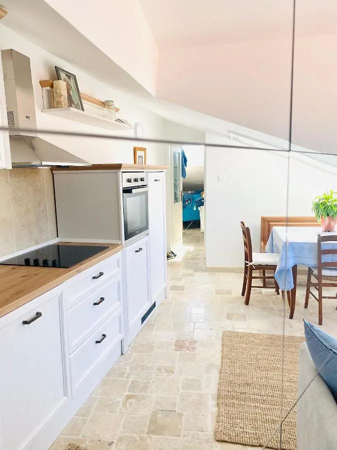 Istria Apartment - 3 Minutes From The Beach Novigrad Istria Kroatië