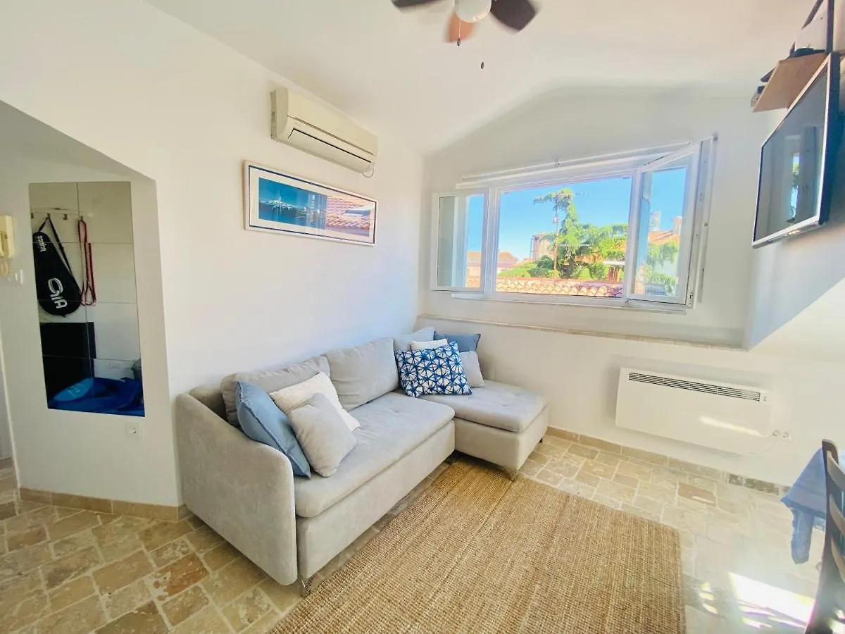 Istria Apartment - 3 Minutes From The Beach Novigrad